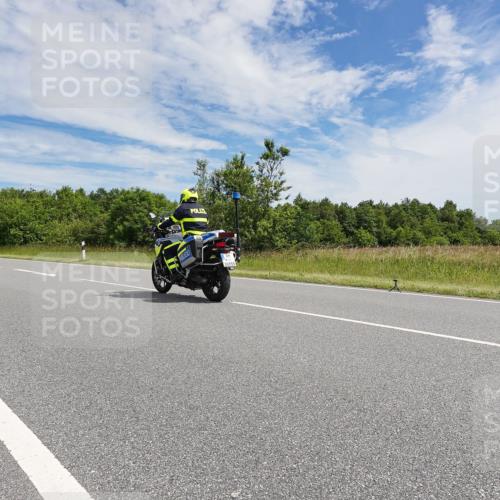 21.06.2026 - Viking Triathlon Michael Burmester http://msf.ph/oto/9869236 21.06.2026 11:58:11 Radfahren 54, 192, 430, 453, 605, 654, 667 meine-sportfotos.de