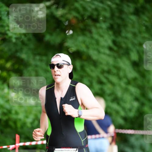 21.06.2026 - 29. Vierlanden-Triathlon LAZAROV Photography http://msf.ph/oto/9869285 21.06.2026 13:43:44 Laufen 2020, 788, 24 meine-sportfotos.de