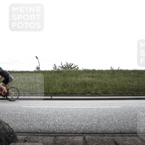 21.06.2026 - 29. Vierlanden-Triathlon H.Heesch http://msf.ph/oto/9869300 21.06.2026 12:33:00 Radfahren 755, 760, 1008, 1011, 1014 meine-sportfotos.de