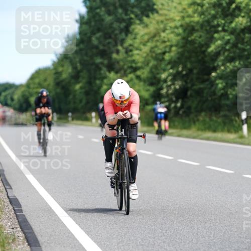 21.06.2026 - Viking Triathlon Michael Burmester http://msf.ph/oto/9869308 21.06.2026 12:27:36 Radfahren 63, 155, 162, 268, 322, 490 meine-sportfotos.de