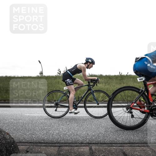 21.06.2026 - 29. Vierlanden-Triathlon H.Heesch http://msf.ph/oto/9869322 21.06.2026 12:33:30 Radfahren 1000, 1003, 1017 meine-sportfotos.de