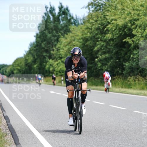 21.06.2026 - Viking Triathlon Michael Burmester http://msf.ph/oto/9869329 21.06.2026 12:27:40 Radfahren 63, 124, 155, 162, 268, 269, 322, 490 meine-sportfotos.de