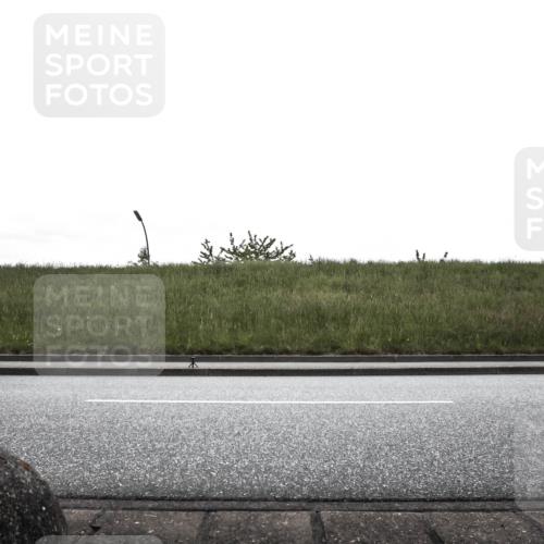 21.06.2026 - 29. Vierlanden-Triathlon H.Heesch http://msf.ph/oto/9869350 21.06.2026 12:34:00 Radfahren 804, 879, 968, 985, 1002, 1006, 1007, 1015 meine-sportfotos.de