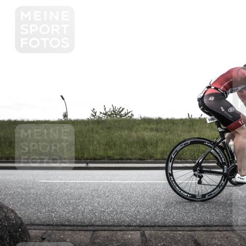 21.06.2026 - 29. Vierlanden-Triathlon H.Heesch http://msf.ph/oto/9869354 21.06.2026 12:34:02 Radfahren 804, 879, 929, 985, 1002, 1006, 1007, 1015 meine-sportfotos.de