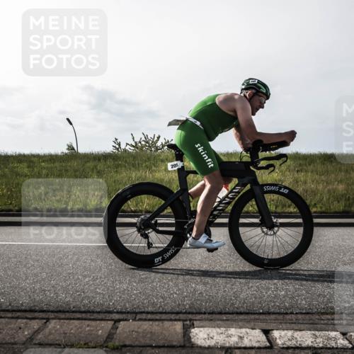 21.06.2026 - 29. Vierlanden-Triathlon H.Heesch http://msf.ph/oto/9869378 21.06.2026 09:02:25 Radfahren 205 meine-sportfotos.de