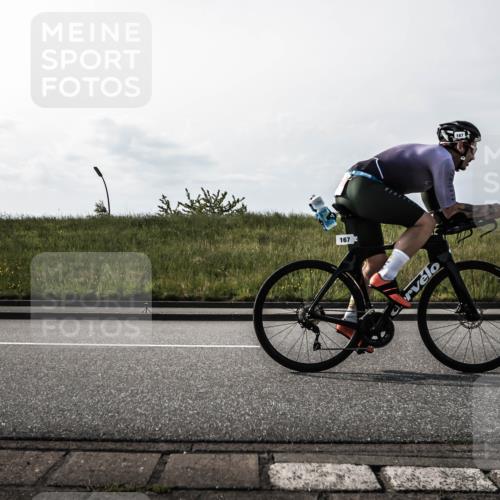 21.06.2026 - 29. Vierlanden-Triathlon H.Heesch http://msf.ph/oto/9869398 21.06.2026 09:03:12 Radfahren 167, 171 meine-sportfotos.de