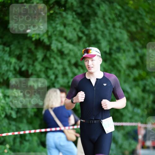21.06.2026 - 29. Vierlanden-Triathlon LAZAROV Photography http://msf.ph/oto/9869404 21.06.2026 13:45:18 Laufen 085 meine-sportfotos.de