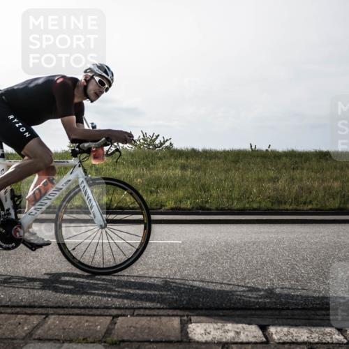 21.06.2026 - 29. Vierlanden-Triathlon H.Heesch http://msf.ph/oto/9869412 21.06.2026 09:03:44 Radfahren 33, 126 meine-sportfotos.de