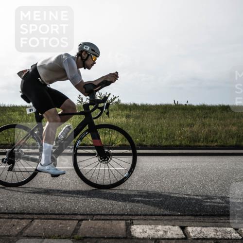 21.06.2026 - 29. Vierlanden-Triathlon H.Heesch http://msf.ph/oto/9869434 21.06.2026 09:04:51 Radfahren 50, 70, 81, 98 meine-sportfotos.de