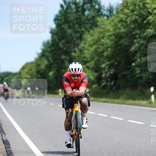 21.06.2026 - Viking Triathlon Michael Burmester http://msf.ph/oto/9869439 21.06.2026 12:29:00 Radfahren 20, 64, 84, 89, 317, 317, 356, 460, 464, 484, 522, 542, 549, 552, 555, 612, 619, 661 meine-sportfotos.de