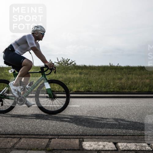 21.06.2026 - 29. Vierlanden-Triathlon H.Heesch http://msf.ph/oto/9869454 21.06.2026 09:05:33 Radfahren 58 meine-sportfotos.de