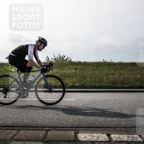 21.06.2026 - 29. Vierlanden-Triathlon H.Heesch http://msf.ph/oto/9869458 21.06.2026 09:05:48 Radfahren 176, 216 meine-sportfotos.de