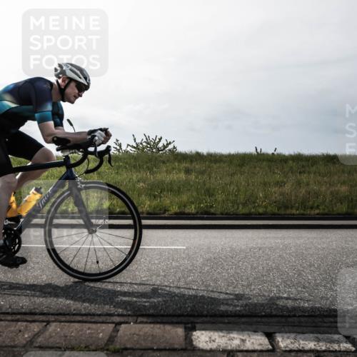 21.06.2026 - 29. Vierlanden-Triathlon H.Heesch http://msf.ph/oto/9869515 21.06.2026 09:07:58 Radfahren 213 meine-sportfotos.de