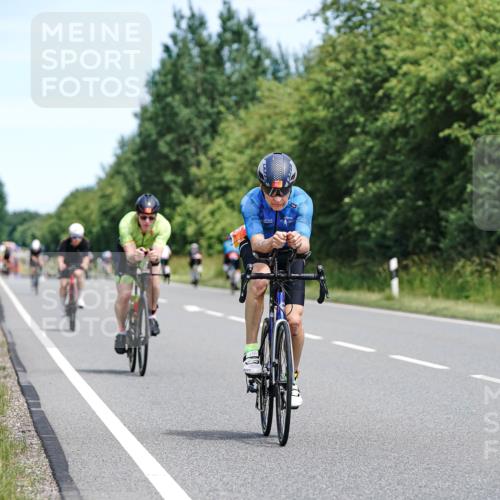 21.06.2026 - Viking Triathlon Michael Burmester http://msf.ph/oto/9869561 21.06.2026 12:29:51 Radfahren 66, 101, 168, 196, 261, 302, 463, 529, 540, 613, 631 meine-sportfotos.de