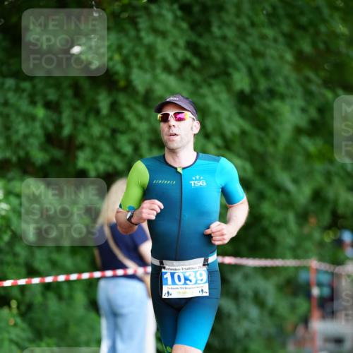 21.06.2026 - 29. Vierlanden-Triathlon LAZAROV Photography http://msf.ph/oto/9869582 21.06.2026 13:46:27 Laufen 2026, 1039, 14 meine-sportfotos.de