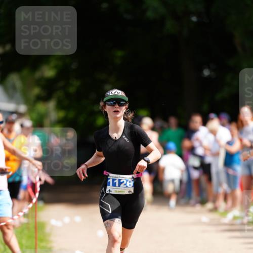 21.06.2026 - 29. Vierlanden-Triathlon LAZAROV Photography http://msf.ph/oto/9869633 21.06.2026 13:46:44 Laufen 202, 1126 meine-sportfotos.de