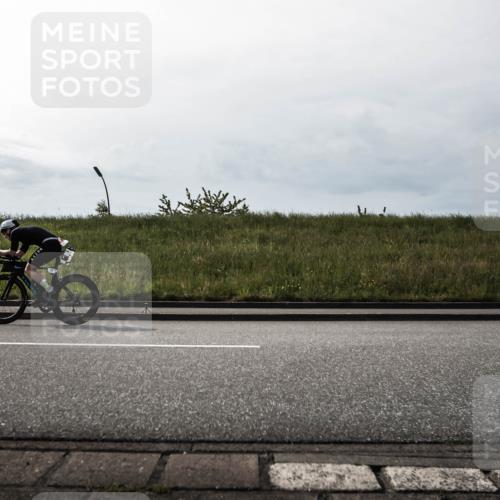 21.06.2026 - 29. Vierlanden-Triathlon H.Heesch http://msf.ph/oto/9869647 21.06.2026 09:11:44 Radfahren 77 meine-sportfotos.de