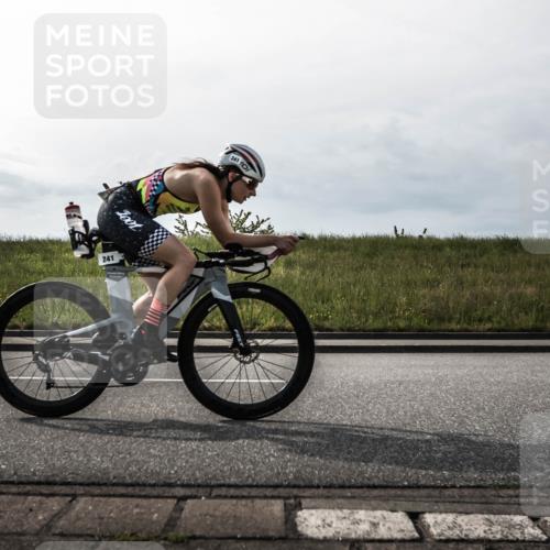 21.06.2026 - 29. Vierlanden-Triathlon H.Heesch http://msf.ph/oto/9869665 21.06.2026 09:12:08 Radfahren 241, 261 meine-sportfotos.de