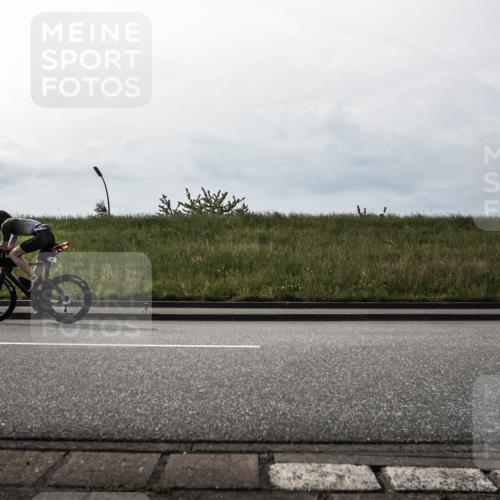 21.06.2026 - 29. Vierlanden-Triathlon H.Heesch http://msf.ph/oto/9869717 21.06.2026 09:12:55 Radfahren 20, 45, 129, 137 meine-sportfotos.de