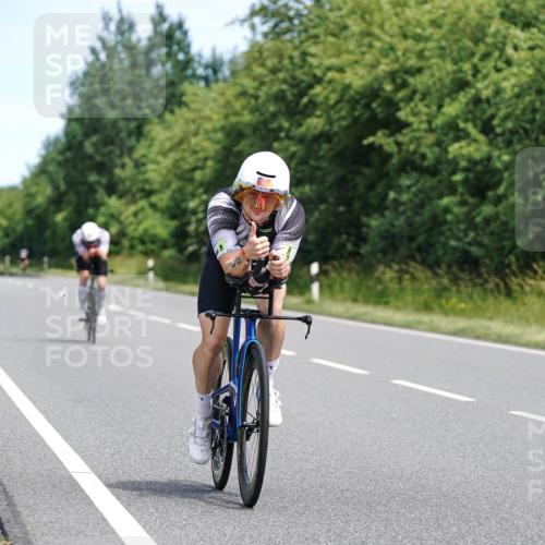 21.06.2026 - Viking Triathlon Michael Burmester http://msf.ph/oto/9869754 21.06.2026 12:30:41 Radfahren 34, 45, 99, 104, 109, 111, 113, 125, 137, 145, 180, 188, 199, 241, 327, 340, 359, 376, 553, 567, 578, 663 meine-sportfotos.de