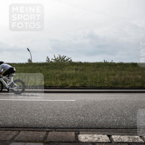 21.06.2026 - 29. Vierlanden-Triathlon H.Heesch http://msf.ph/oto/9869759 21.06.2026 09:13:49 Radfahren 12, 164 meine-sportfotos.de