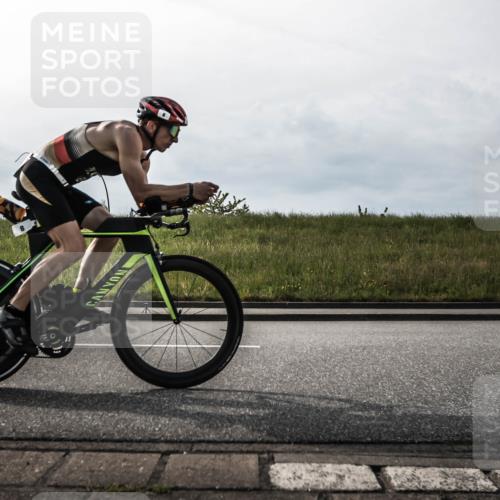 21.06.2026 - 29. Vierlanden-Triathlon H.Heesch http://msf.ph/oto/9869766 21.06.2026 09:13:56 Radfahren 8, 178 meine-sportfotos.de