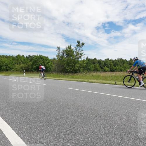 21.06.2026 - Viking Triathlon Michael Burmester http://msf.ph/oto/9869767 21.06.2026 12:05:04 Radfahren 83, 98, 142, 380, 467, 542, 642, 645, 669 meine-sportfotos.de
