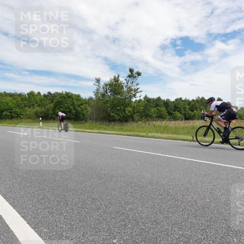 21.06.2026 - Viking Triathlon Michael Burmester http://msf.ph/oto/9869784 21.06.2026 12:05:11 Radfahren 83, 98, 142, 304, 474, 642 meine-sportfotos.de