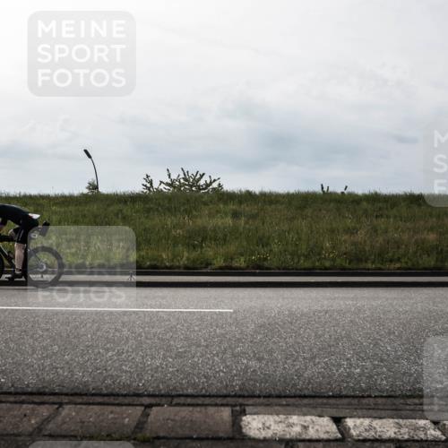 21.06.2026 - 29. Vierlanden-Triathlon H.Heesch http://msf.ph/oto/9869833 21.06.2026 09:15:28 Radfahren 14, 148, 155 meine-sportfotos.de