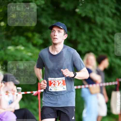 21.06.2026 - 29. Vierlanden-Triathlon LAZAROV Photography http://msf.ph/oto/9869837 21.06.2026 13:48:35 Laufen 2026, 292, 14 meine-sportfotos.de