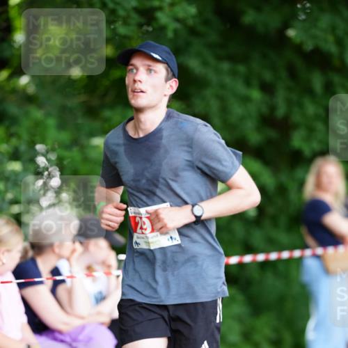 21.06.2026 - 29. Vierlanden-Triathlon LAZAROV Photography http://msf.ph/oto/9869841 21.06.2026 13:48:35 Laufen 29 meine-sportfotos.de