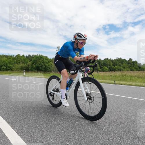 21.06.2026 - Viking Triathlon Michael Burmester http://msf.ph/oto/9869909 21.06.2026 12:06:08 Radfahren 26, 38, 455, 532, 625 meine-sportfotos.de