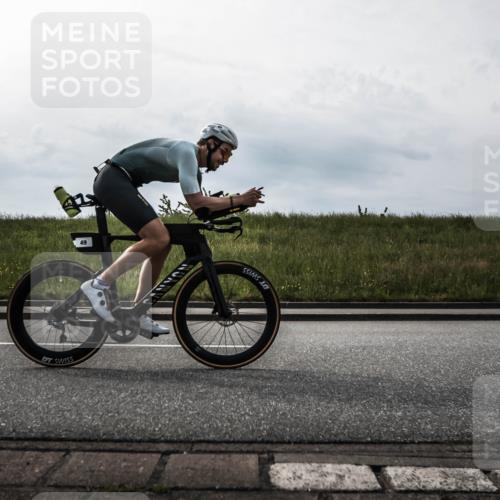 21.06.2026 - 29. Vierlanden-Triathlon H.Heesch http://msf.ph/oto/9869910 21.06.2026 09:16:56 Radfahren 49 meine-sportfotos.de