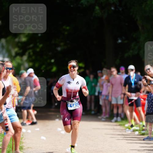 21.06.2026 - 29. Vierlanden-Triathlon LAZAROV Photography http://msf.ph/oto/9869912 21.06.2026 13:49:09 Laufen 1120 meine-sportfotos.de