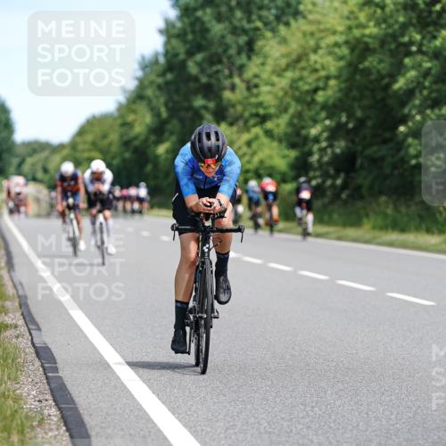 21.06.2026 - Viking Triathlon Michael Burmester http://msf.ph/oto/9869930 21.06.2026 12:31:59 Radfahren 27, 33, 75, 337, 365, 382, 482, 489, 513, 532, 640, 641, 658 meine-sportfotos.de