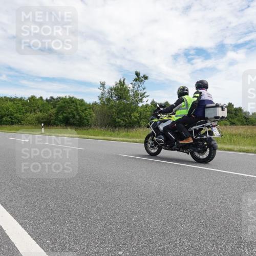 21.06.2026 - Viking Triathlon Michael Burmester http://msf.ph/oto/9870014 21.06.2026 12:07:29 Radfahren 44, 97, 118, 163, 226, 245, 267, 316, 387, 419, 562, 562 meine-sportfotos.de
