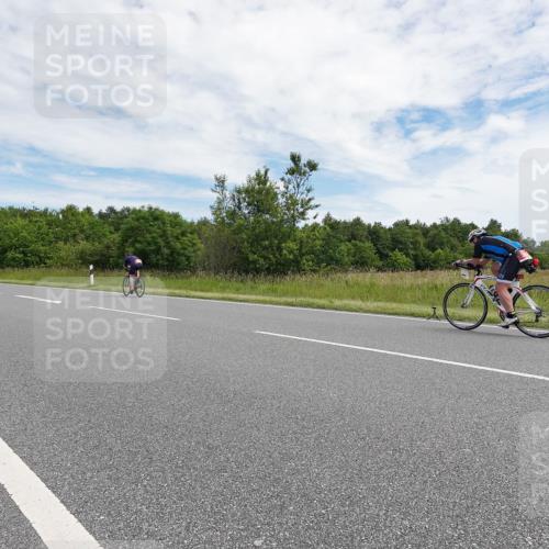 21.06.2026 - Viking Triathlon Michael Burmester http://msf.ph/oto/9870088 21.06.2026 12:08:11 Radfahren 24, 259, 305, 410, 411, 490, 545, 622 meine-sportfotos.de