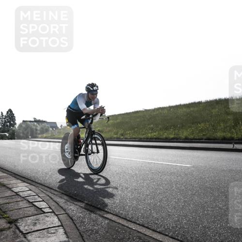 21.06.2026 - 29. Vierlanden-Triathlon H.Heesch http://msf.ph/oto/9870092 21.06.2026 09:03:02 Radfahren 181 meine-sportfotos.de