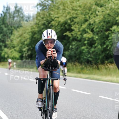 21.06.2026 - Viking Triathlon Michael Burmester http://msf.ph/oto/9870105 21.06.2026 12:32:52 Radfahren 93, 97, 114, 116, 237, 247, 265, 289, 447, 450, 454, 579, 626, 659 meine-sportfotos.de