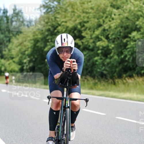 21.06.2026 - Viking Triathlon Michael Burmester http://msf.ph/oto/9870109 21.06.2026 12:32:52 Radfahren 93, 97, 114, 116, 237, 247, 265, 289, 447, 450, 454, 579, 626, 659 meine-sportfotos.de