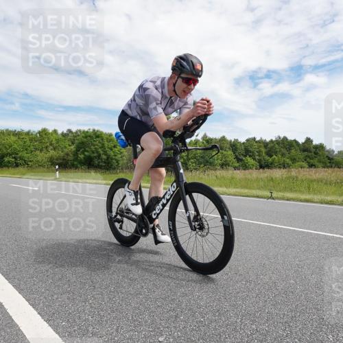 21.06.2026 - Viking Triathlon Michael Burmester http://msf.ph/oto/9870142 21.06.2026 12:08:49 Radfahren 63, 68, 72, 89, 123, 123, 162, 181, 224, 266, 295, 359, 370, 370, 409, 409, 427, 427 meine-sportfotos.de