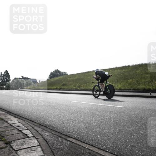 21.06.2026 - 29. Vierlanden-Triathlon H.Heesch http://msf.ph/oto/9870187 21.06.2026 09:05:56 Radfahren  meine-sportfotos.de