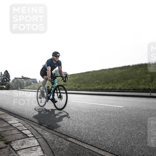 21.06.2026 - 29. Vierlanden-Triathlon H.Heesch http://msf.ph/oto/9870272 21.06.2026 09:08:22 Radfahren 113 meine-sportfotos.de