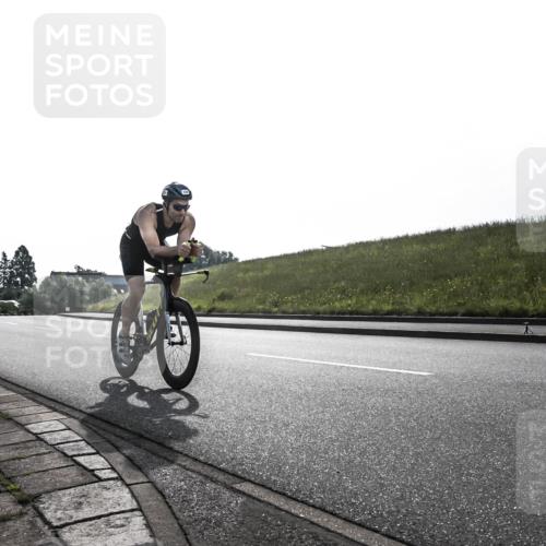 21.06.2026 - 29. Vierlanden-Triathlon H.Heesch http://msf.ph/oto/9870286 21.06.2026 09:08:52 Radfahren 123 meine-sportfotos.de