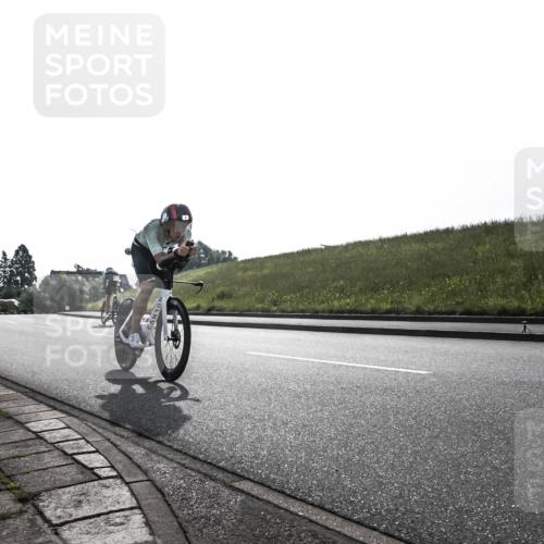 21.06.2026 - 29. Vierlanden-Triathlon H.Heesch http://msf.ph/oto/9870295 21.06.2026 09:09:08 Radfahren 2, 16, 36 meine-sportfotos.de