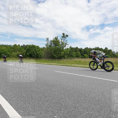 21.06.2026 - Viking Triathlon Michael Burmester http://msf.ph/oto/9870307 21.06.2026 12:09:54 Radfahren 64, 185, 185, 378, 378, 438, 460, 484, 522 meine-sportfotos.de