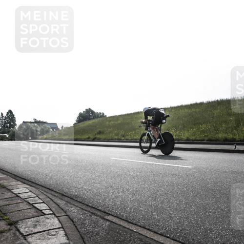 21.06.2026 - 29. Vierlanden-Triathlon H.Heesch http://msf.ph/oto/9870316 21.06.2026 09:09:23 Radfahren  meine-sportfotos.de