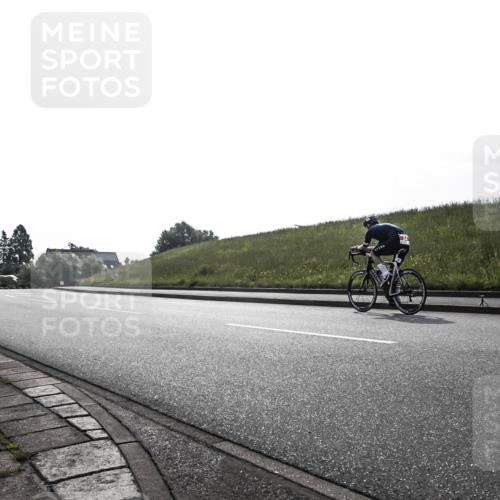 21.06.2026 - 29. Vierlanden-Triathlon H.Heesch http://msf.ph/oto/9870430 21.06.2026 09:11:16 Radfahren 26 meine-sportfotos.de