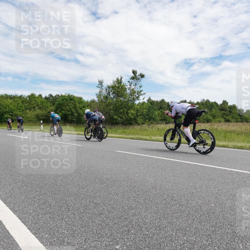 21.06.2026 - Viking Triathlon Michael Burmester http://msf.ph/oto/9870541 21.06.2026 12:11:48 Radfahren 40, 141, 220, 272, 286, 413, 434, 498, 512, 649 meine-sportfotos.de