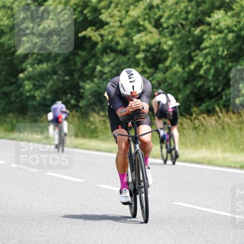 21.06.2026 - Viking Triathlon Michael Burmester http://msf.ph/oto/9870566 21.06.2026 12:34:59 Radfahren 96, 195, 197, 212, 248, 389, 432, 590, 616 meine-sportfotos.de